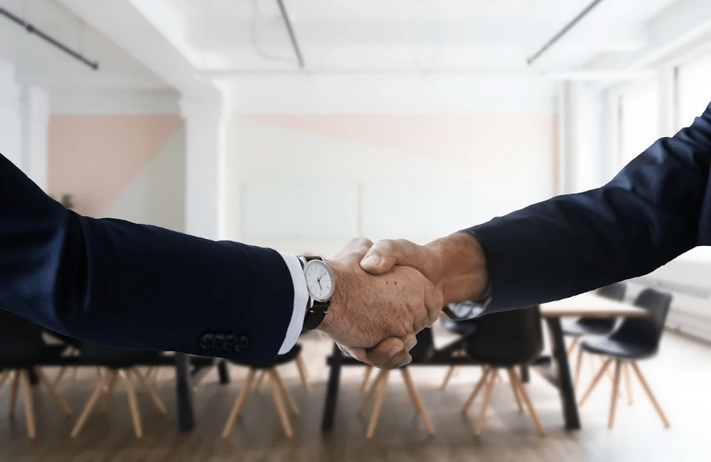 essential guide to hiring certified commercial roofers
